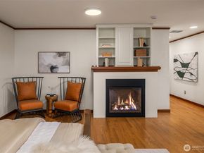 2409 29th Avenue W, Seattle WA 98199