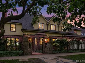 2409 29th Avenue W, Seattle WA 98199