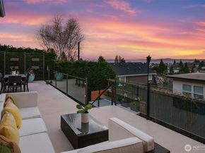 2409 29th Avenue W, Seattle WA 98199