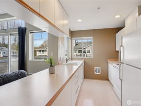 23316 59th Place S 143, Kent WA 98032
