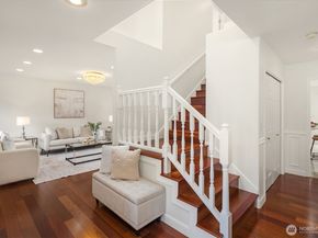 1734 Ilwaco Avenue NE, Renton WA 98059