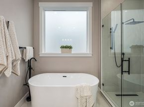 5010 114th Avenue NE, Kirkland WA 98033