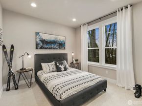 5010 114th Avenue NE, Kirkland WA 98033