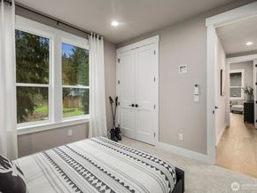 5010 114th Avenue NE, Kirkland WA 98033