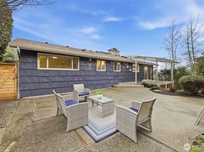 3601 NE 100TH Street, Seattle WA 98125