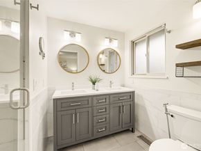 3601 NE 100TH Street, Seattle WA 98125