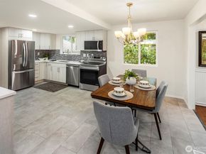 9010 172nd Avenue NE, Redmond WA 98052