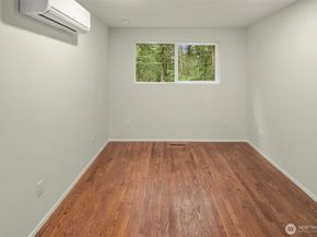 9010 172nd Avenue NE, Redmond WA 98052