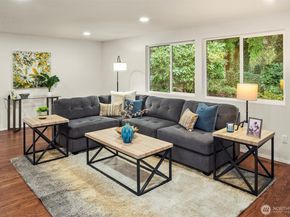 9010 172nd Avenue NE, Redmond WA 98052