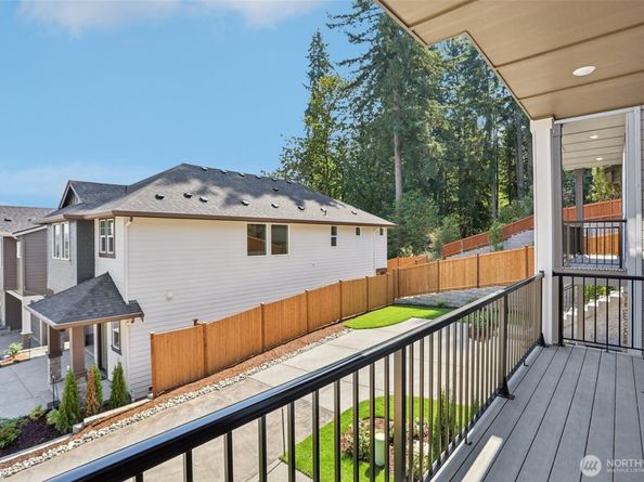 326 182ND Place SE, Bothell WA 98012