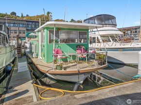 2040 Westlake Avenue N 14, Seattle WA 98109