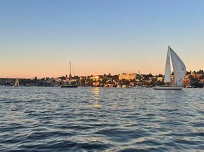 2040 Westlake Avenue N 14, Seattle WA 98109