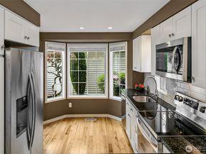 10259 NE 129th Lane, Kirkland WA 98034