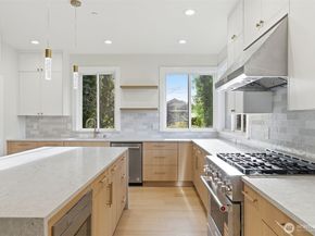 11087 SE 62nd Place, Bellevue WA 98006