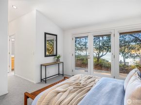 16273 Reitan Road NE, Bainbridge Island WA 98110