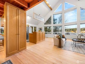 16273 Reitan Road NE, Bainbridge Island WA 98110