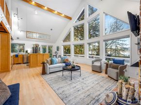 16273 Reitan Road NE, Bainbridge Island WA 98110