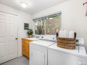 16273 Reitan Road NE, Bainbridge Island WA 98110