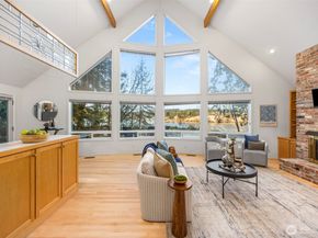 16273 Reitan Road NE, Bainbridge Island WA 98110