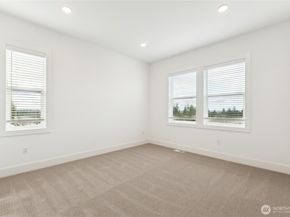 8428 137th Avenue SE, Newcastle WA 98059