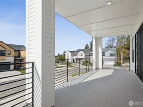 8428 137th Avenue SE, Newcastle WA 98059