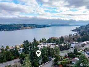 15612 38th Avenue NE, Lake Forest Park WA 98155