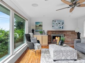 15612 38th Avenue NE, Lake Forest Park WA 98155