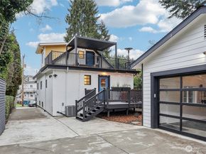 611 29th Avenue E, Seattle WA 98112