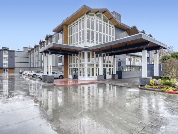 2501 Canterbury Lane E 215, Seattle WA 98112