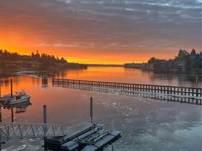 3510 W Commodore Way, Seattle WA 98199