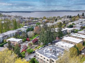 322 5th Avenue 202, Kirkland WA 98033