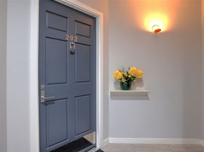 322 5th Avenue 202, Kirkland WA 98033