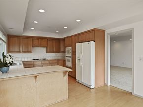 322 5th Avenue 202, Kirkland WA 98033