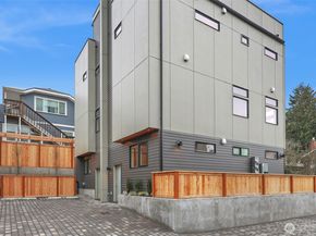 1416 N 47th Street A, Seattle WA 98103