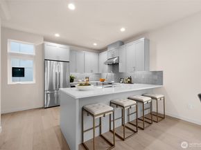 1416 N 47th Street A, Seattle WA 98103