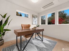 1416 N 47th Street A, Seattle WA 98103