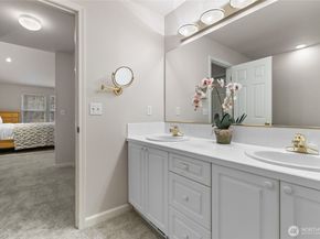 1439 NW 202nd Lane, Shoreline WA 98177