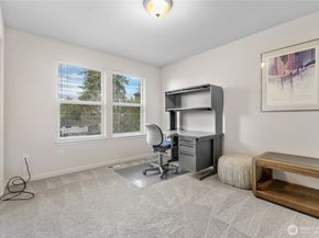 1439 NW 202nd Lane, Shoreline WA 98177