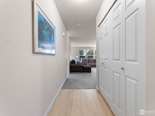 1439 NW 202nd Lane, Shoreline WA 98177