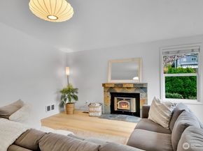 12419 NE 107th Place, Kirkland WA 98033