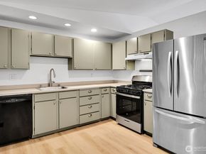 12419 NE 107th Place, Kirkland WA 98033