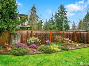 12419 NE 107th Place, Kirkland WA 98033