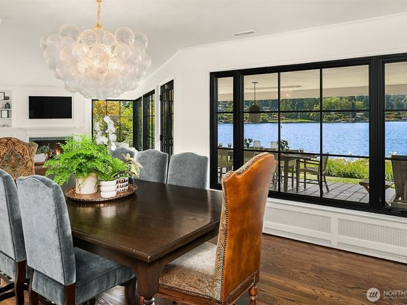 11 Enatai Drive, Bellevue WA 98004