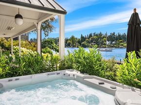 11 Enatai Drive, Bellevue WA 98004