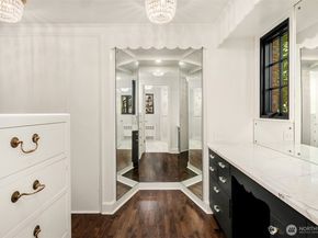 11 Enatai Drive, Bellevue WA 98004