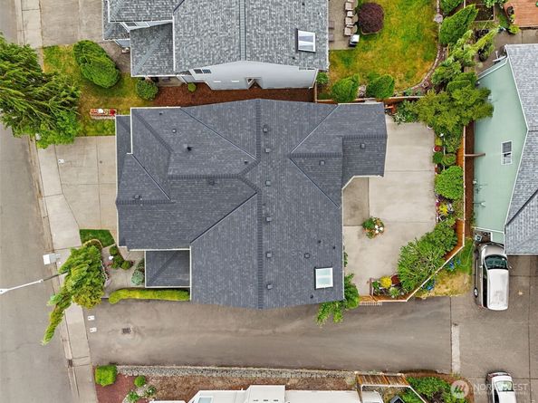 18353 160th Place SE, Renton WA 98058