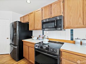 18353 160th Place SE, Renton WA 98058