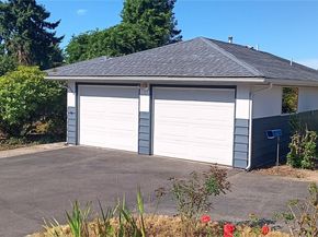 25405 116th Avenue SE, Kent WA 98030