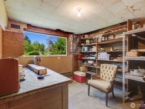 25405 116th Avenue SE, Kent WA 98030