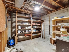 25405 116th Avenue SE, Kent WA 98030